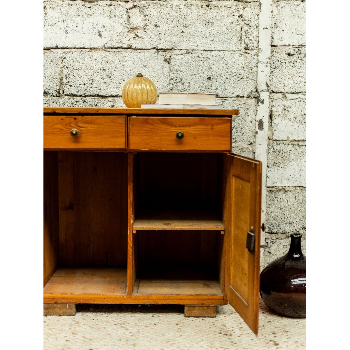 Buffet parisien Gilbert N°1748 - Bon état marron, DEBONGOUT