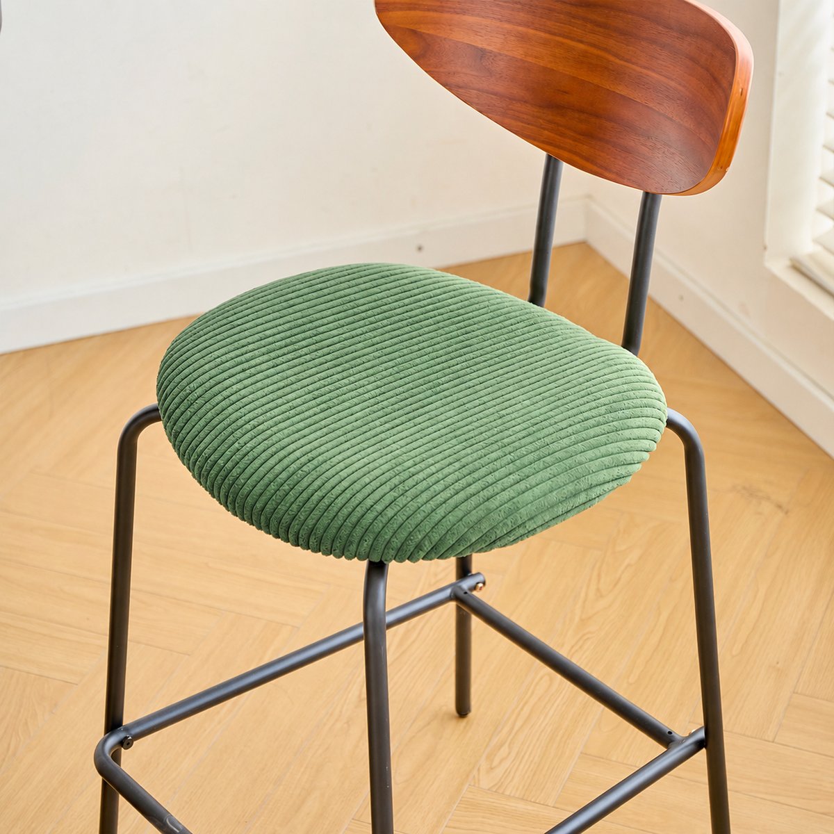 Lot de 2 tabourets de bar en métal et bois, NIBE vert, NORDLYS