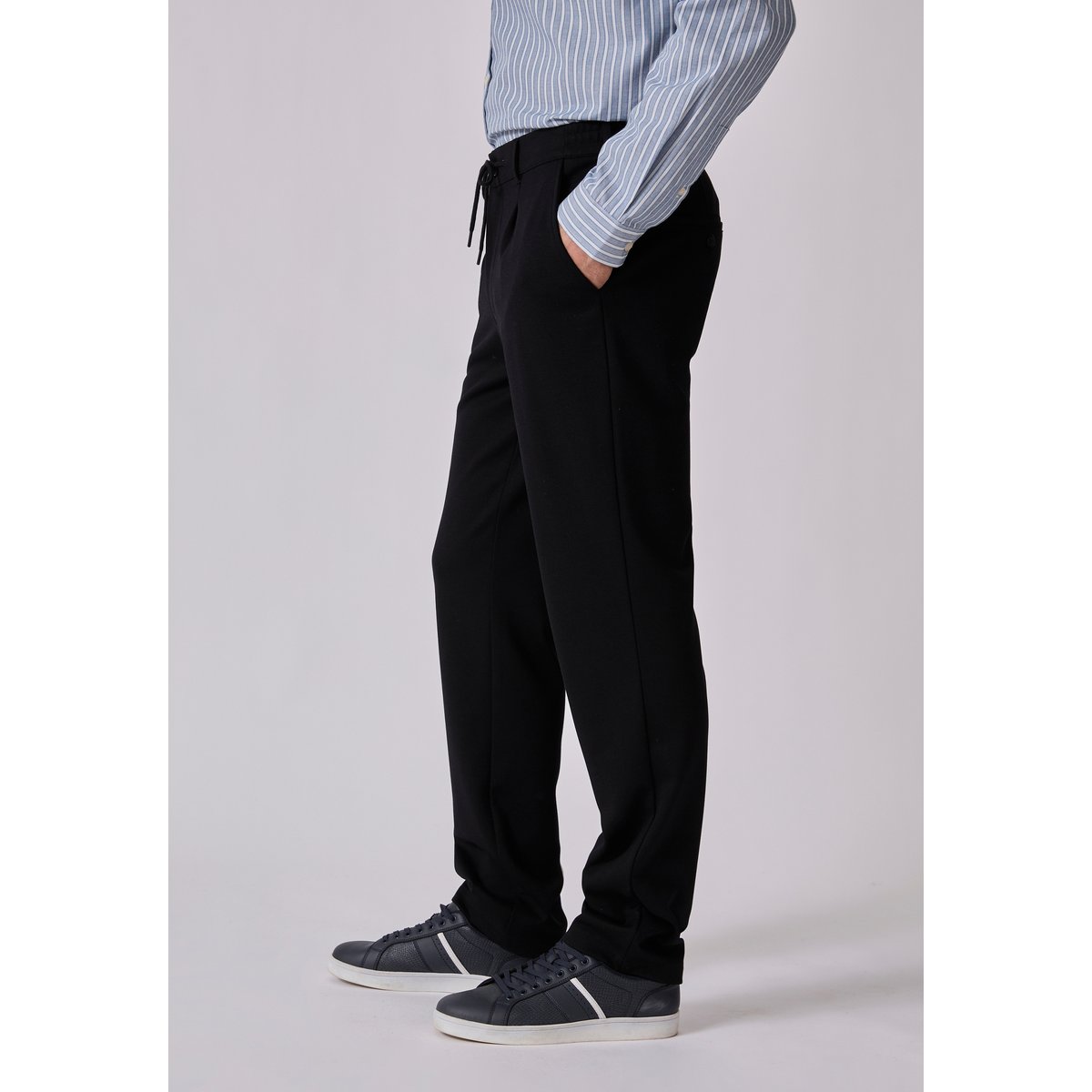 Pantalon coupe chino en maille piquée noir, DAMART