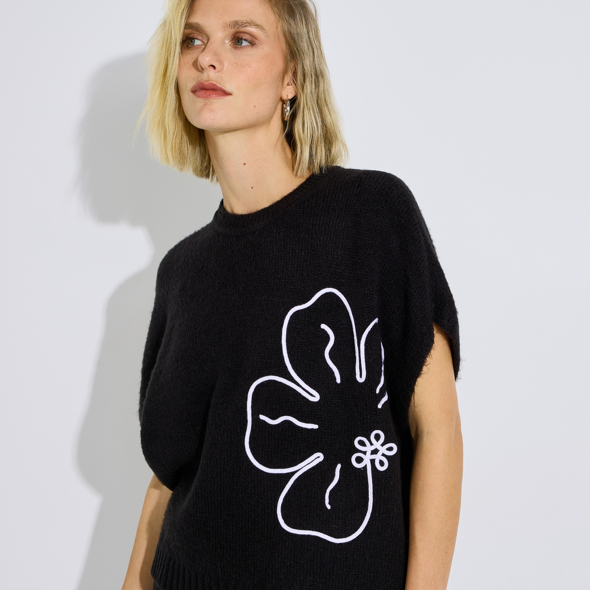 Pull sans manches motif fleur noir, GRAIN DE MALICE