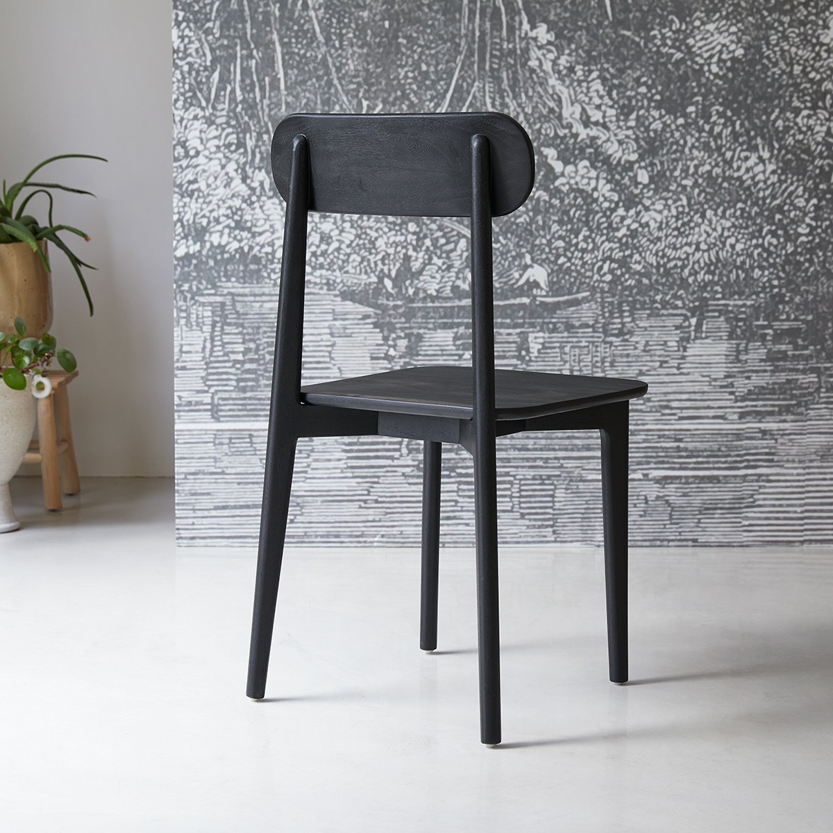 Chaise en Acajou massif, JONÀK noir, TIKAMOON