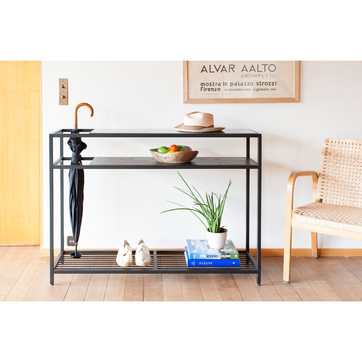 Console en marbre NOORA noir, PRODUIT INTERIEUR BRUT