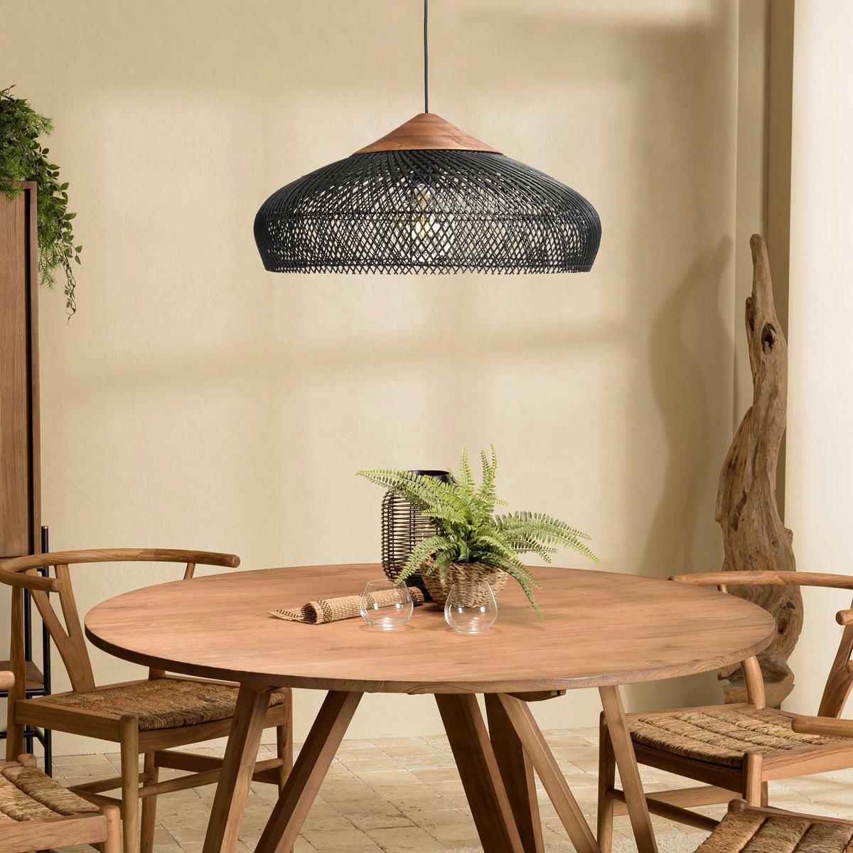 Suspension ronde 65cm en rotin et teck FOLELLI noir, PIER IMPORT