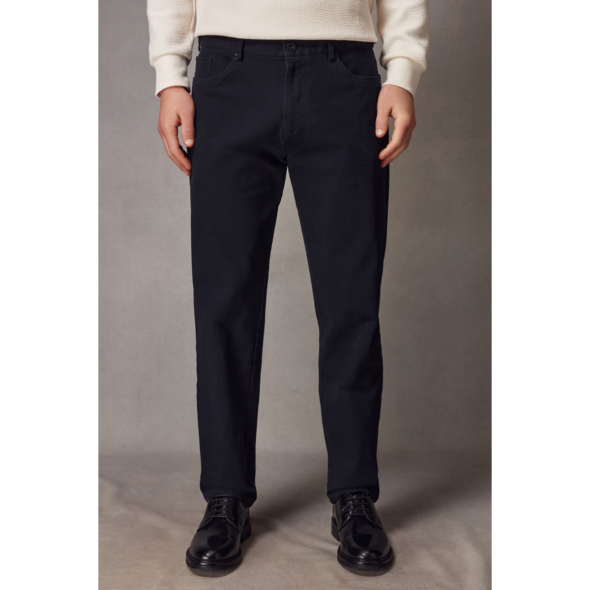 Pantalon chino droit stretch texturé élégant bleu marine, NEXT