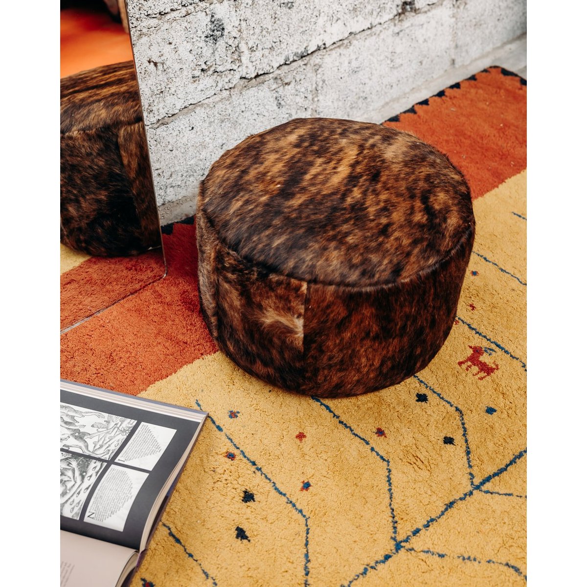 Pouf ottoman Jean-Philippe N°10 - Bon état marron, DEBONGOUT