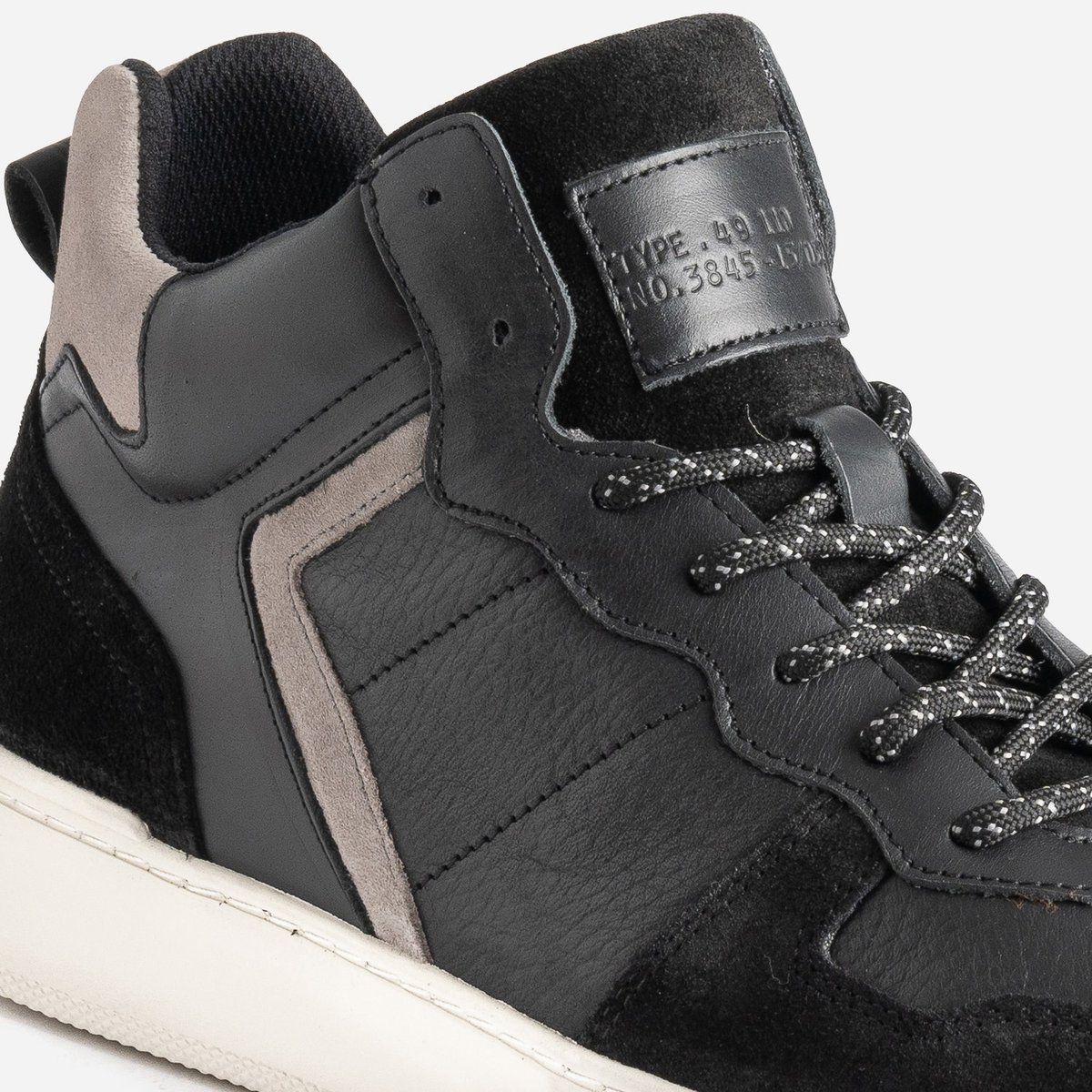 Basket en cuir PAVACO noir, ERAM