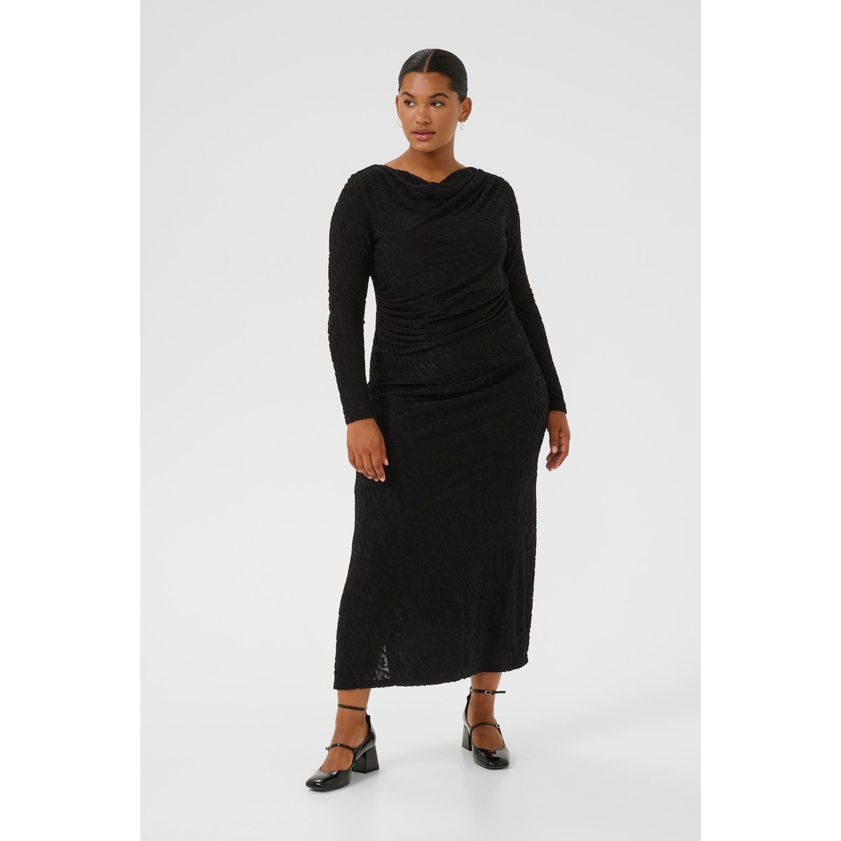 Robe noir black deep, KAFFE CURVE