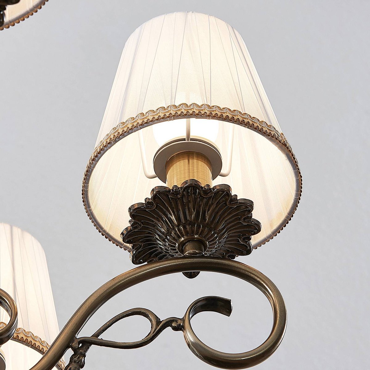 Lustre en textile, Finnick blanc, laiton vieilli, LINDBY