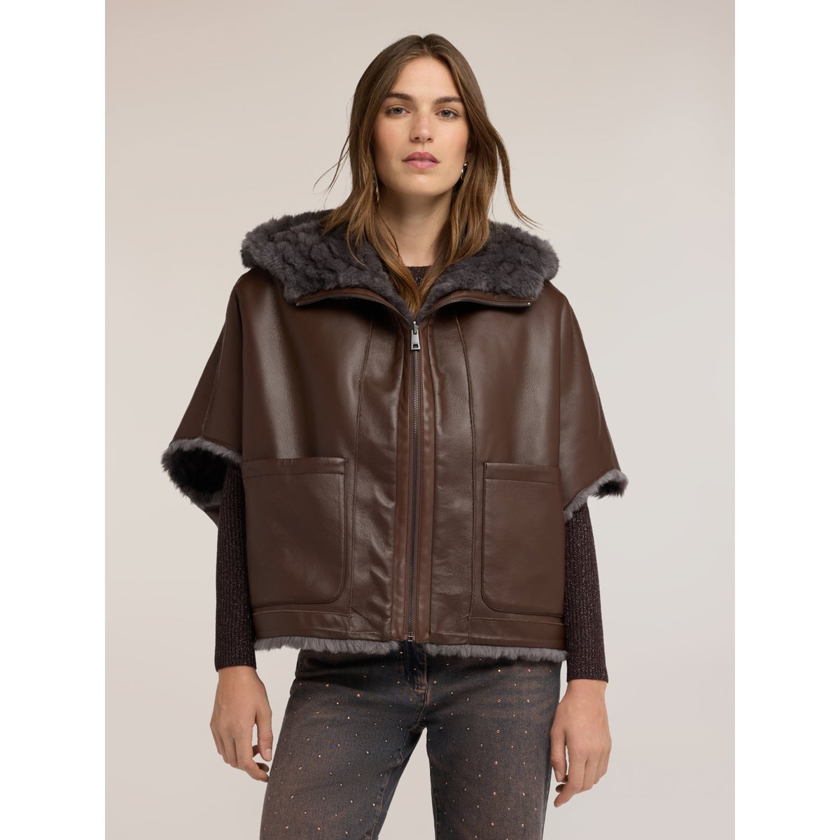 Cape réversible avec zip marron, MOTIVI