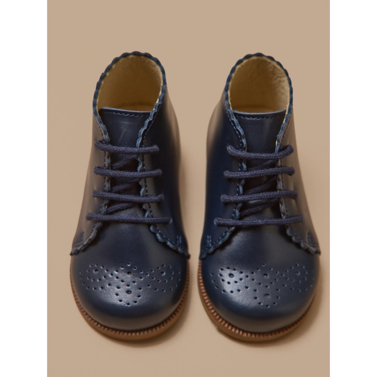 Bottines bout fleuri cuir marine, CYRILLUS