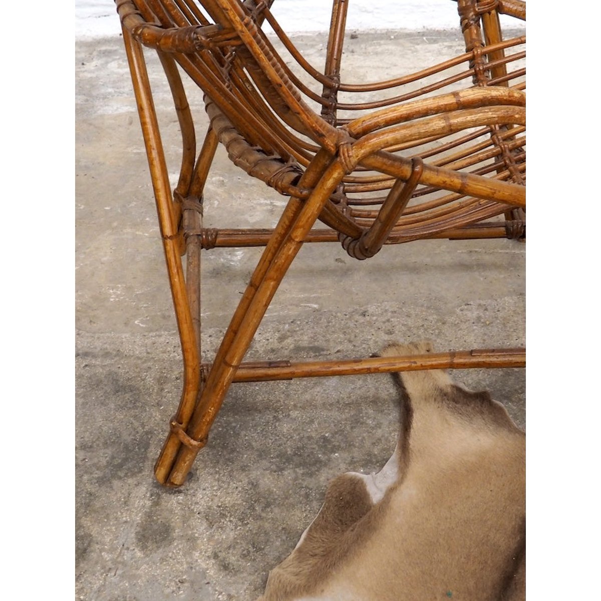 Grand fauteuil en rotin Ernest N°682 - Bon état naturel, DEBONGOUT