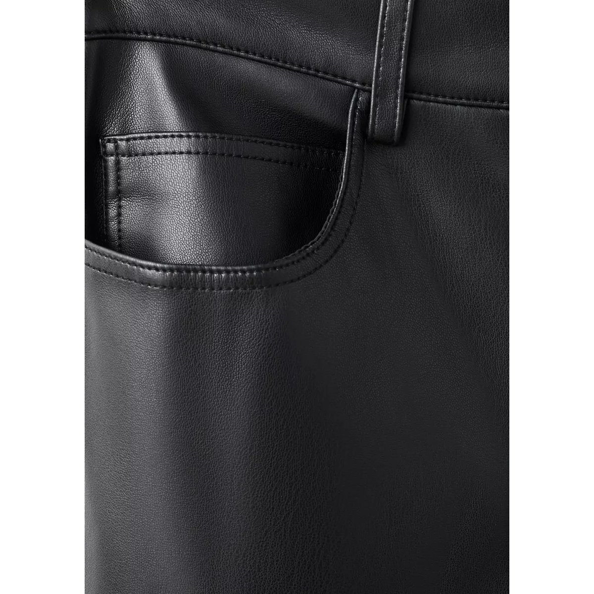 Pantalon flare cuir synthétique noir, MANGO