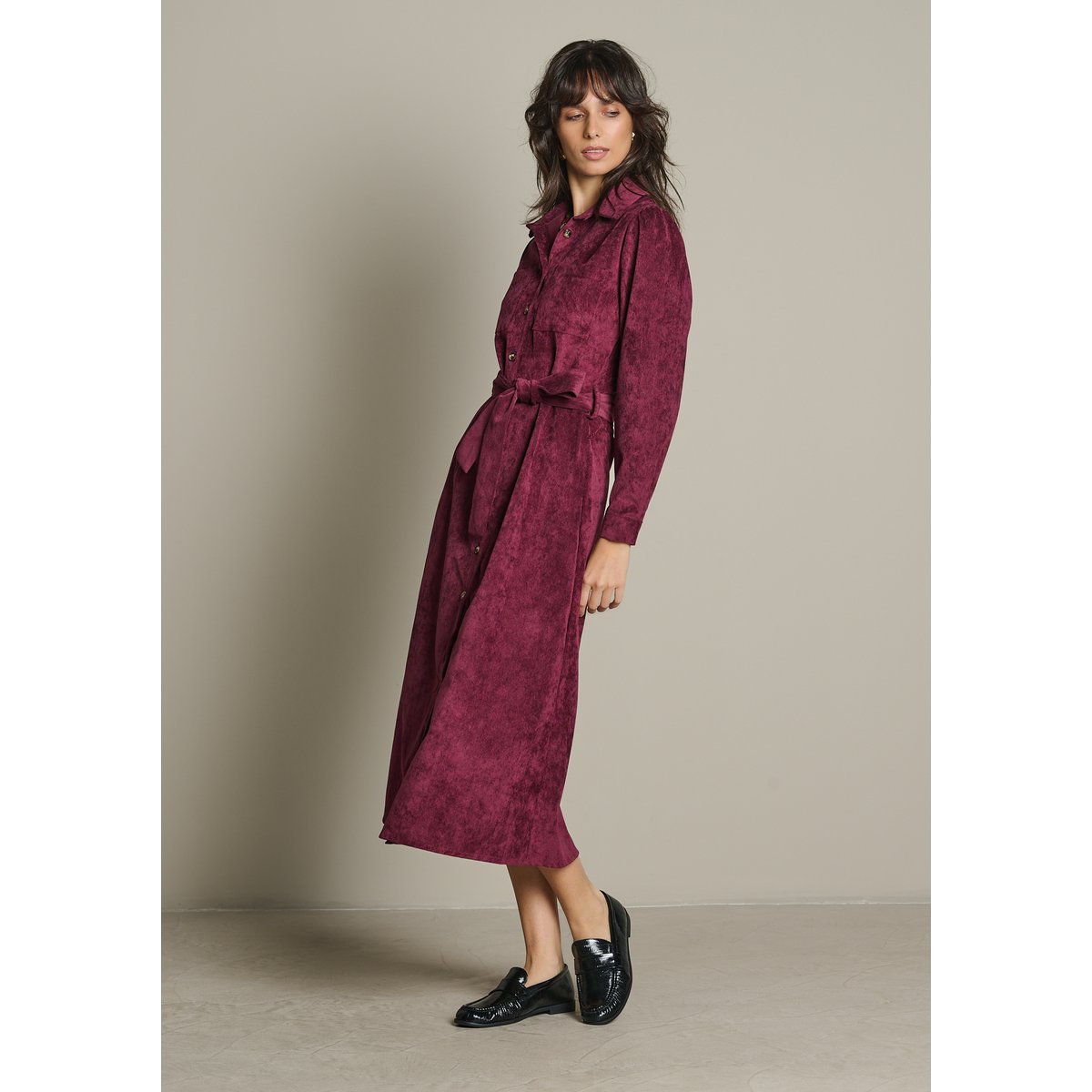 Robe chemise midi côtelée aubergine, LOLALIZA