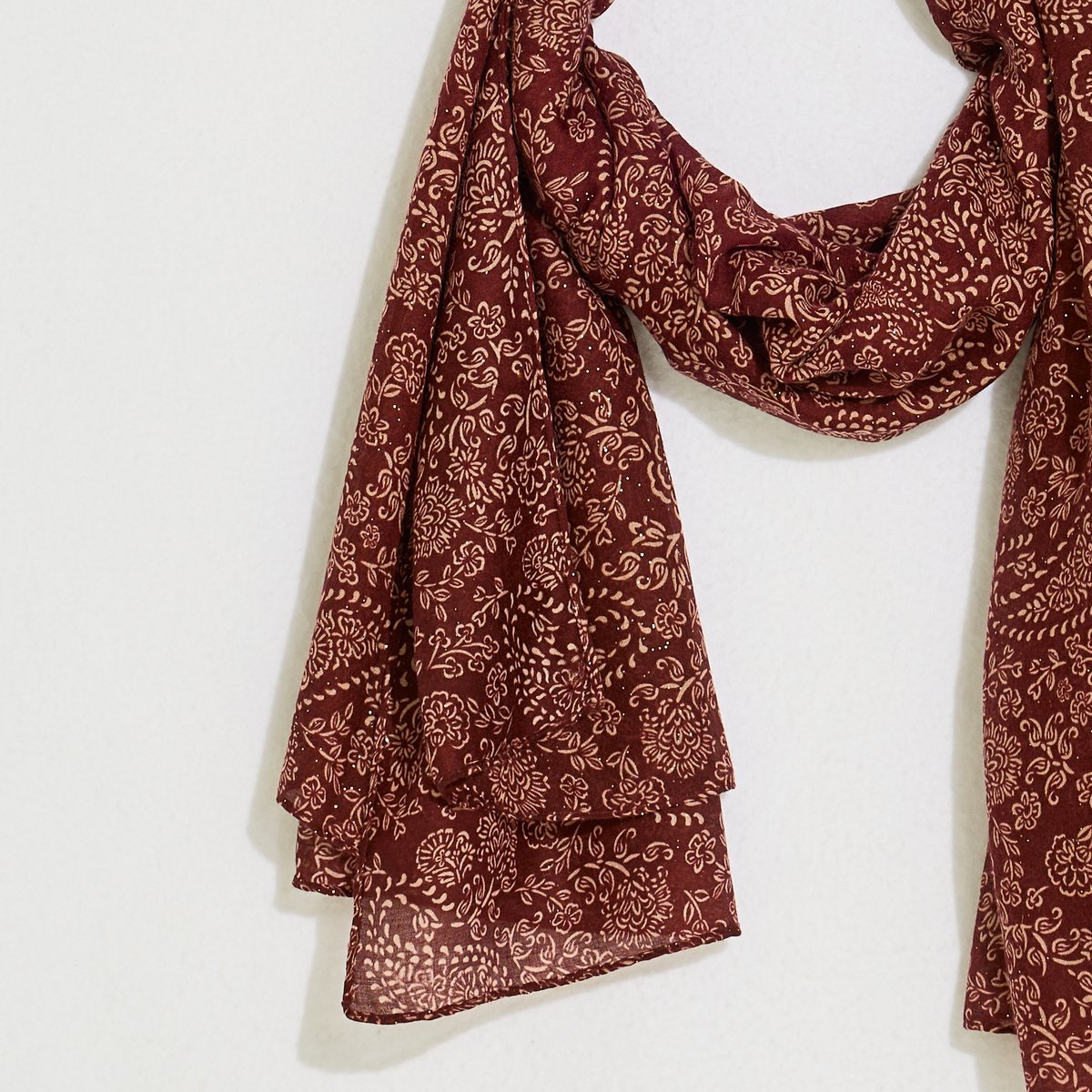 Étole fluide motif cachemire orange bordeaux, GRAIN DE MALICE