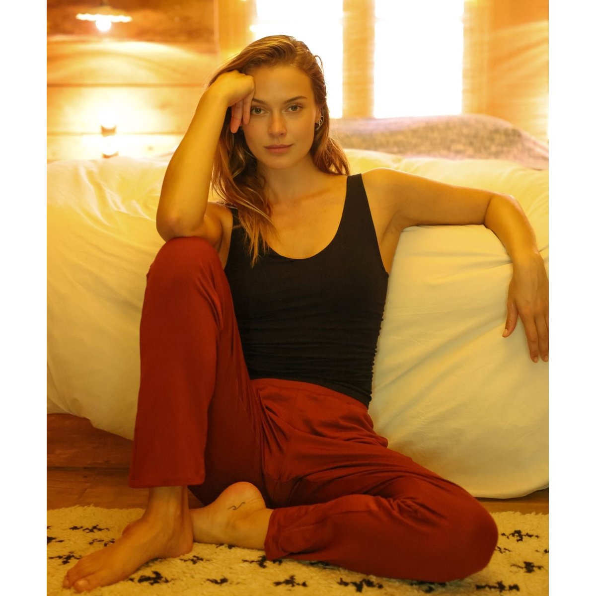 Top avec brassière intégrée BIJA noir, YOGA SEARCHER