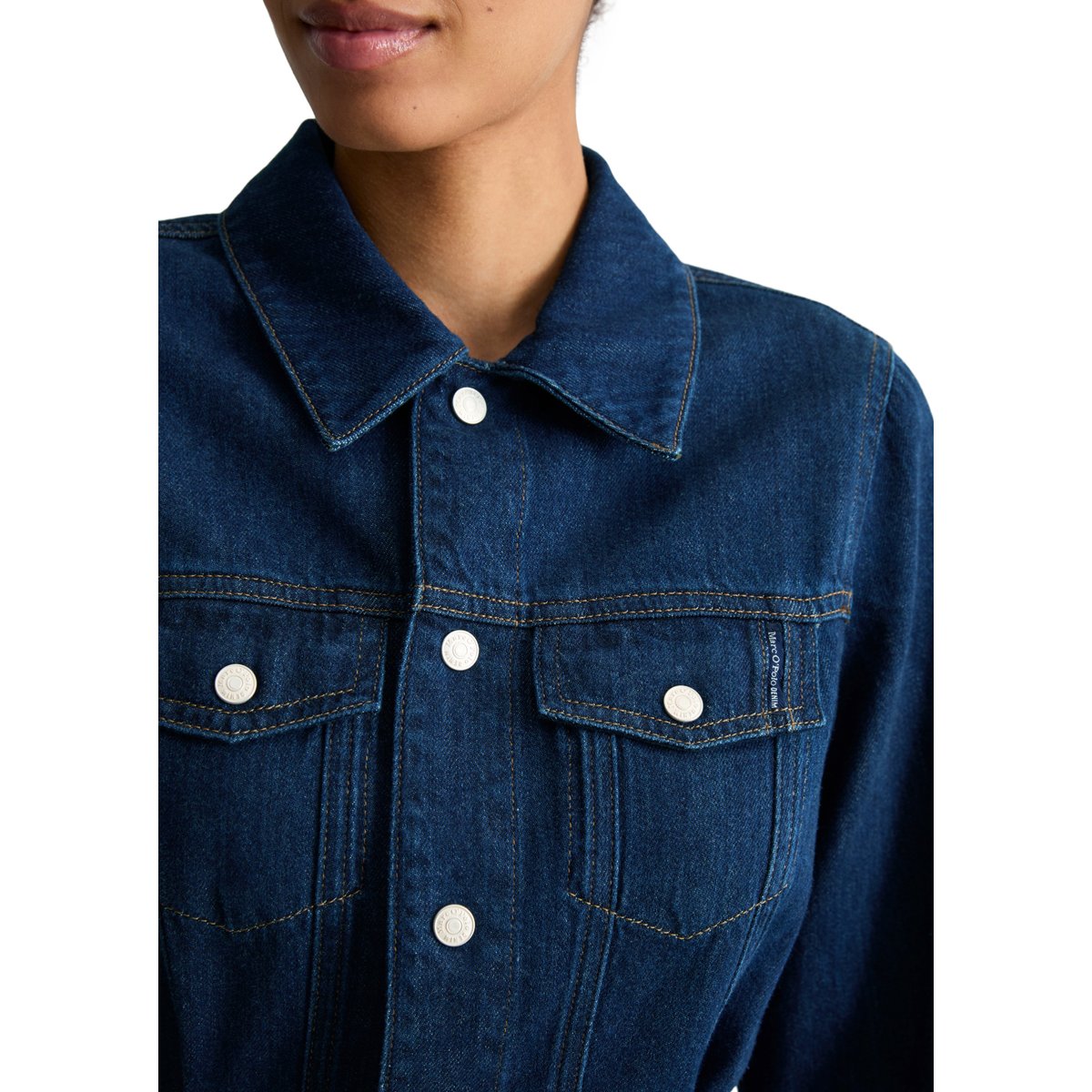 Surchemise en jean ajustée réalisé avec Orange Fiber bleu, MARC O’POLO DENIM