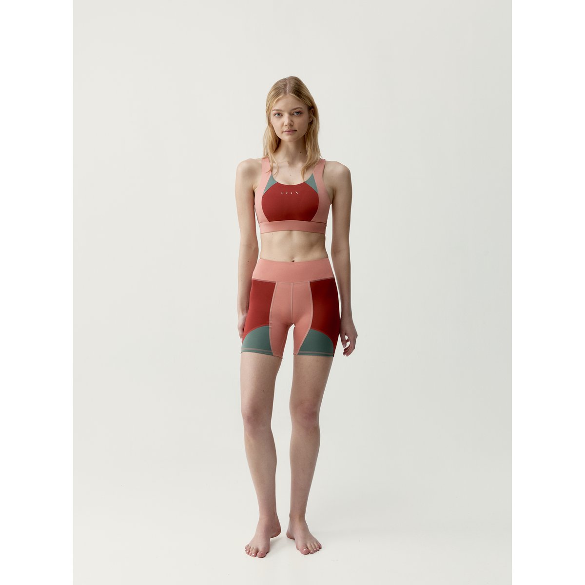 Short Moulant de Sport Performance DARANA orange/beige, BORN