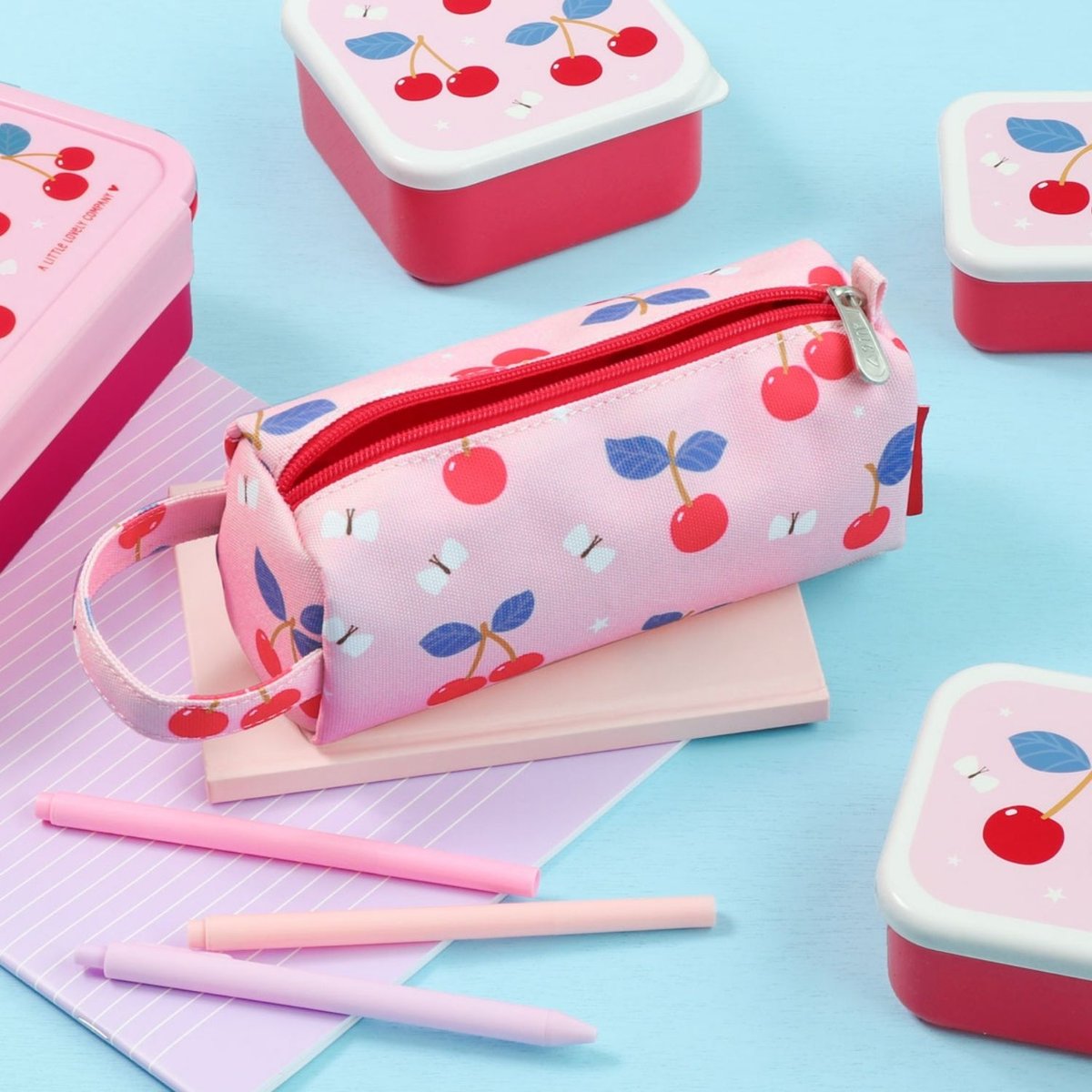 Trousse rose, rouge, violet, A LITTLE LOVELY COMPANY