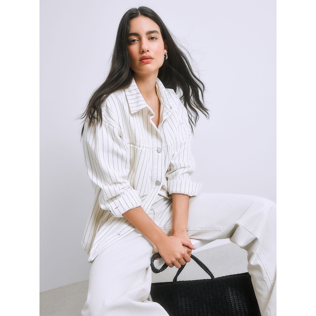 Chemise boyfriend oversize en denim blanc à rayures, NEXT