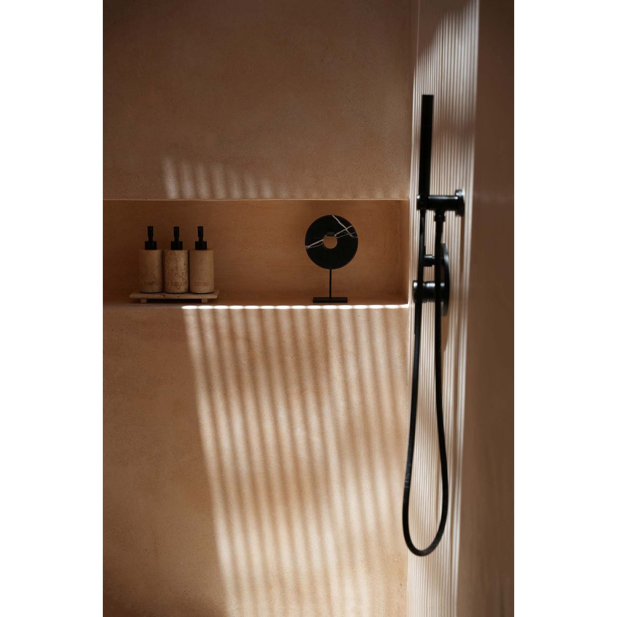 Statuette disque en marbre MARBLE noir, BAZAR BIZAR