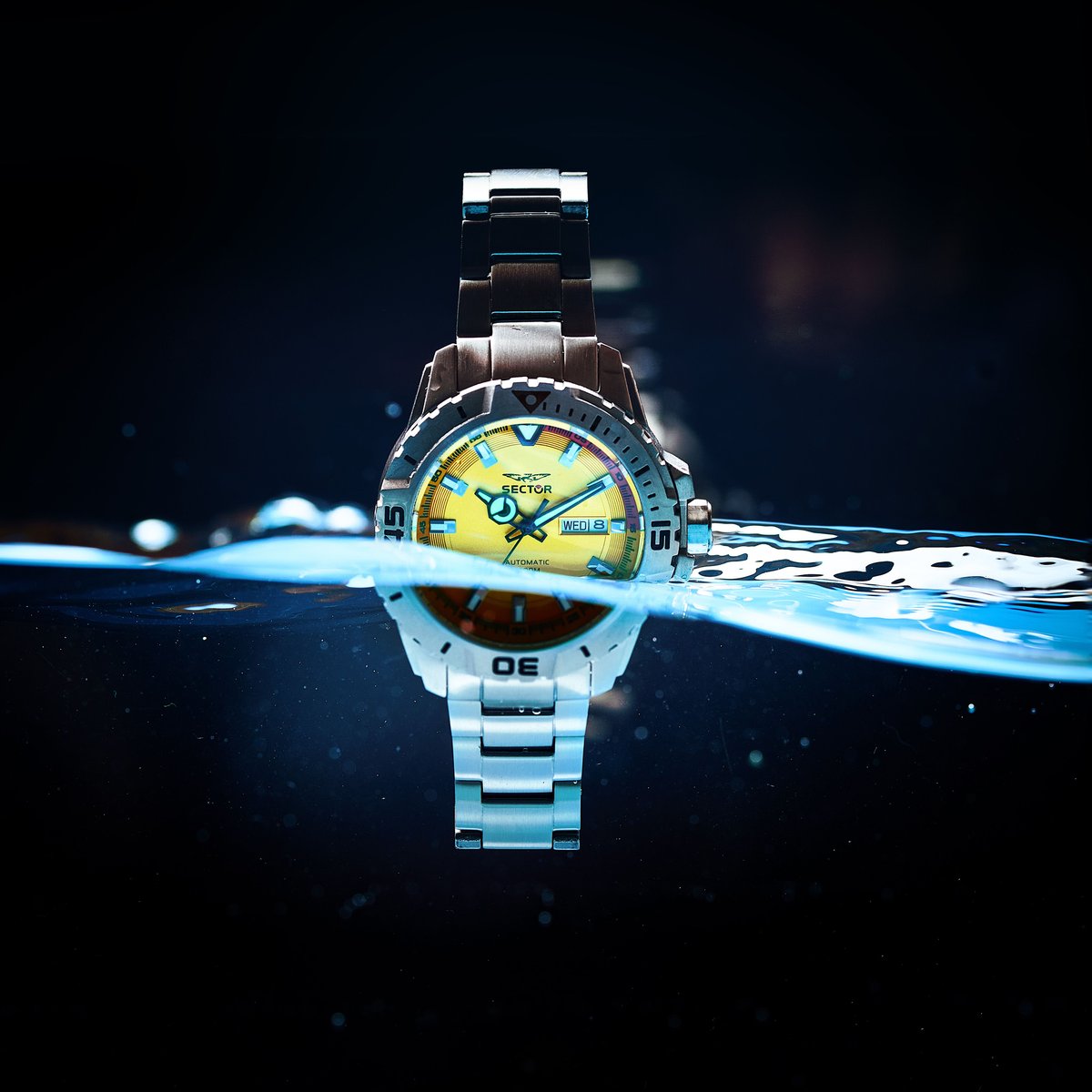 Montre automatique LEGEND jaune, sablé, SECTOR NO LIMITS