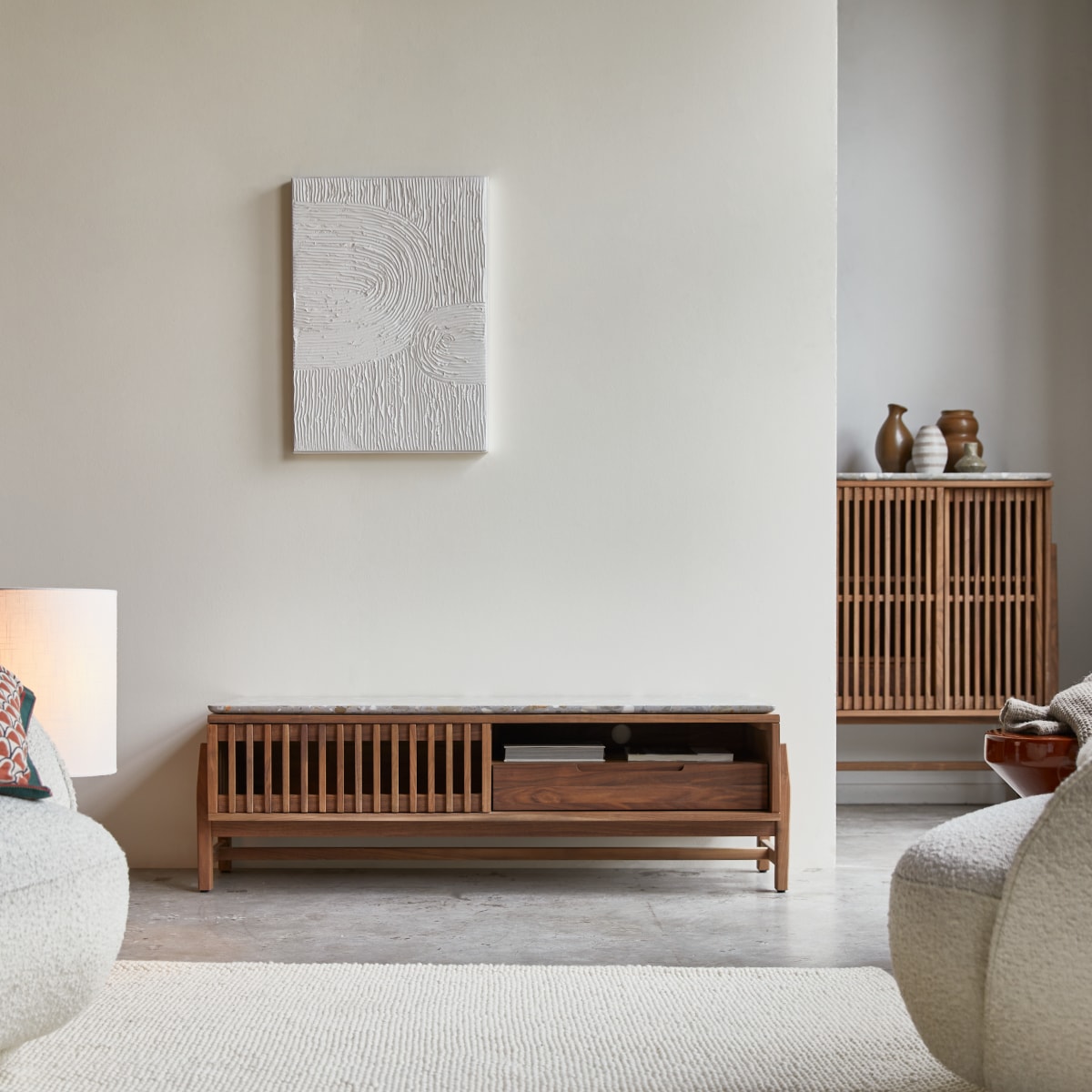 Meuble Hi-FI, TV en Noyer massif, ISAURE marron foncé, TIKAMOON