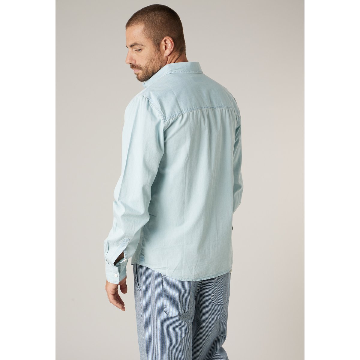 Chemise homme en coton chambray délavé clair MATCHY light blue, DEELUXE