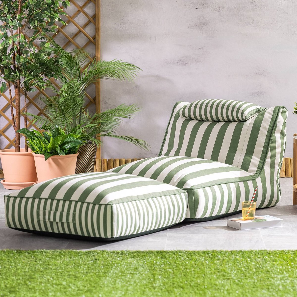 Ensemble pouf chauffeuse et coussin de sol extérieur en tissu tissé rayé, Oeko-Tex® - NOVA vert olive, ICON