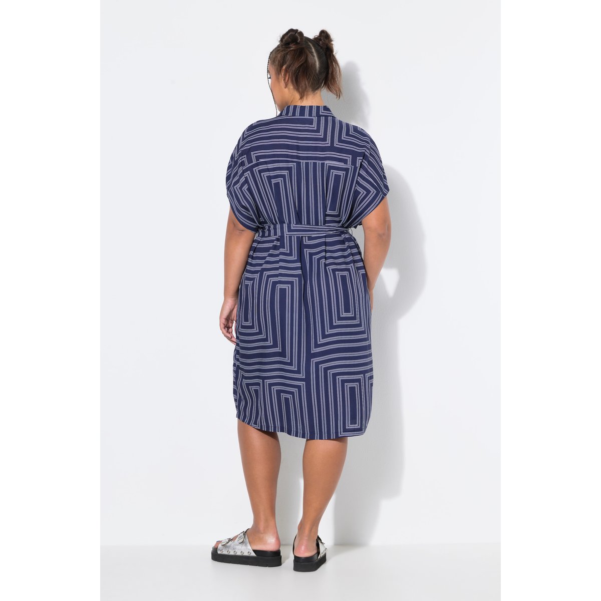 Robe-chemisier, longueur midi marine, STUDIO UNTOLD