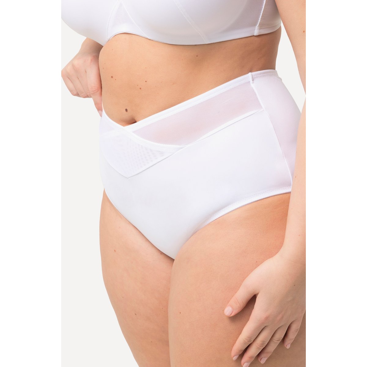 Culotte maxi sculptante. Taille haute et blanc neige, ULLA POPKEN
