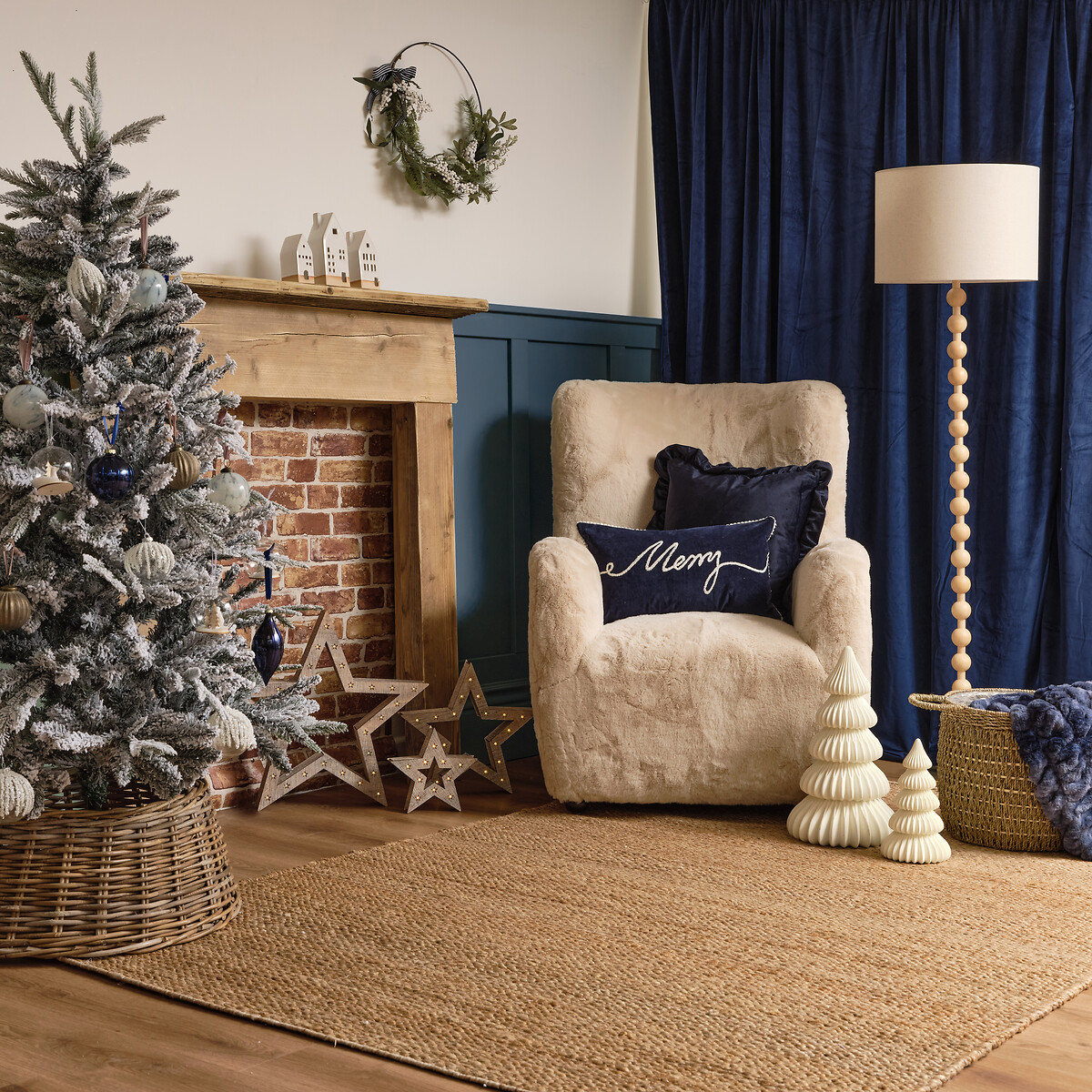 Bradford Wooden Bobbin Floor Lamp with Linen Shade beige, SO'HOME