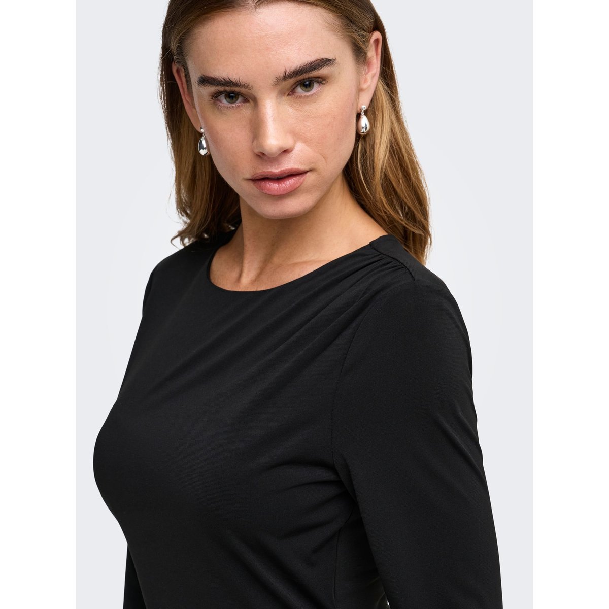Top black 1, JDY