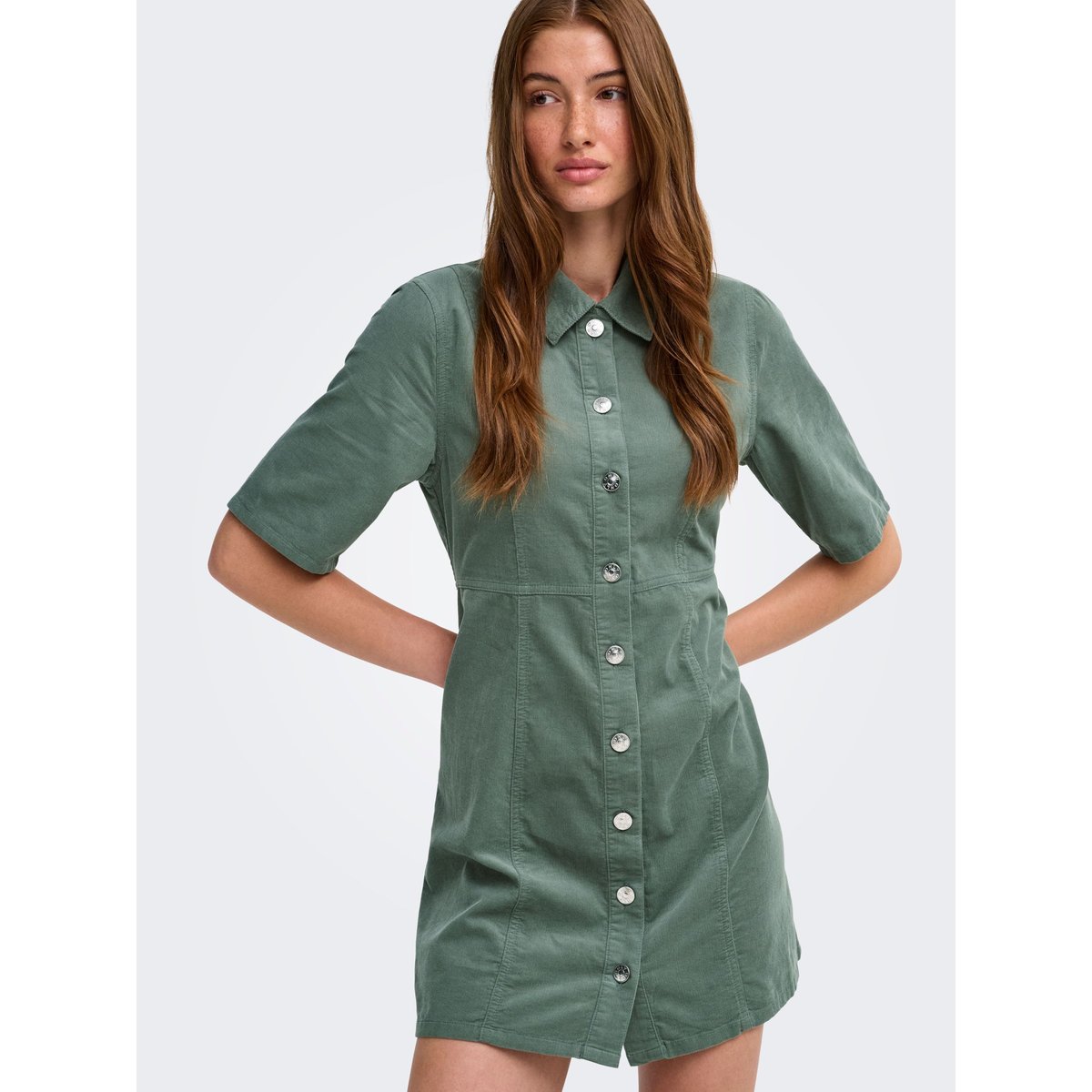 Robe laurel wreath 1, ONLY