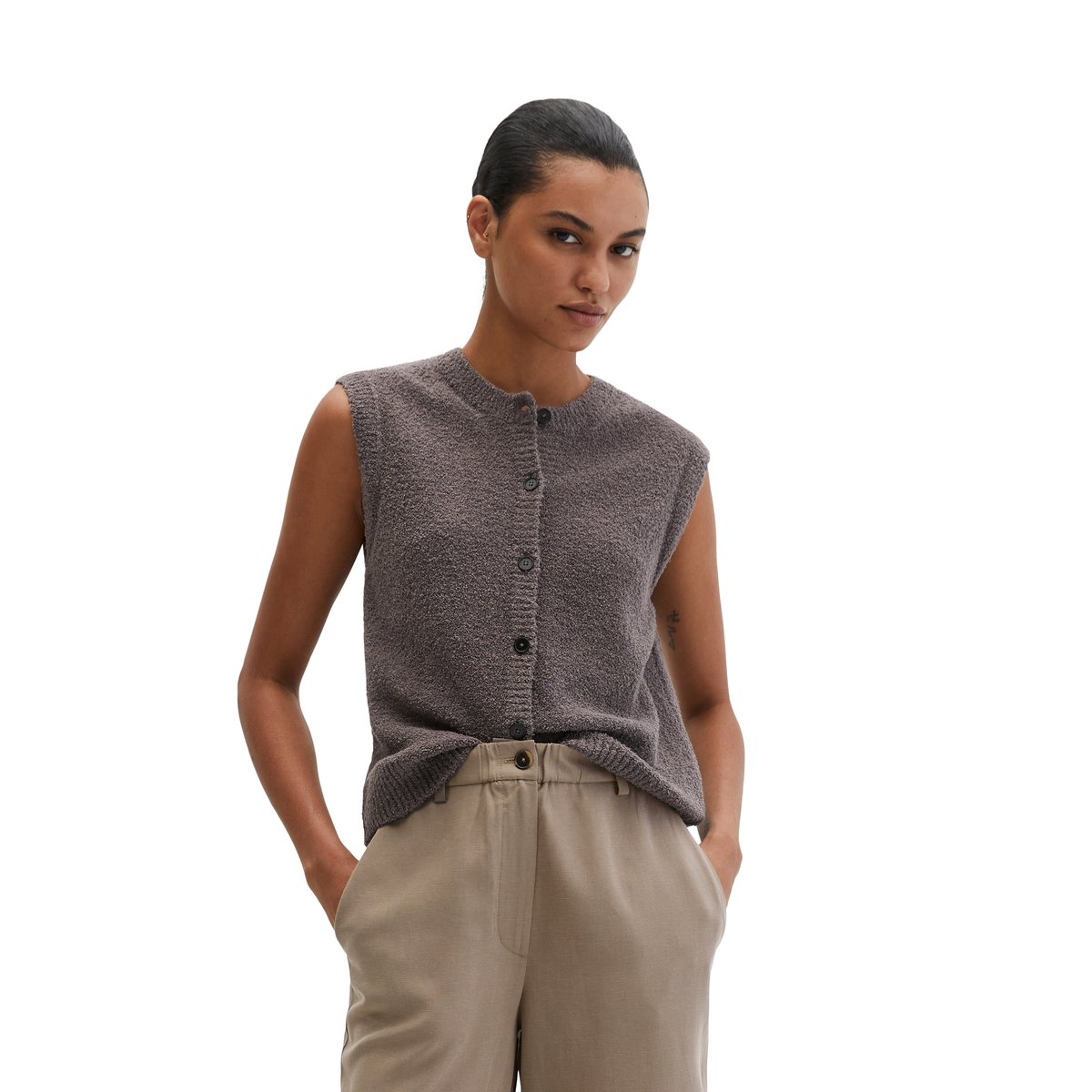 Gilet tricoté sans manches regular en fil bouclé marron, MARC O'POLO