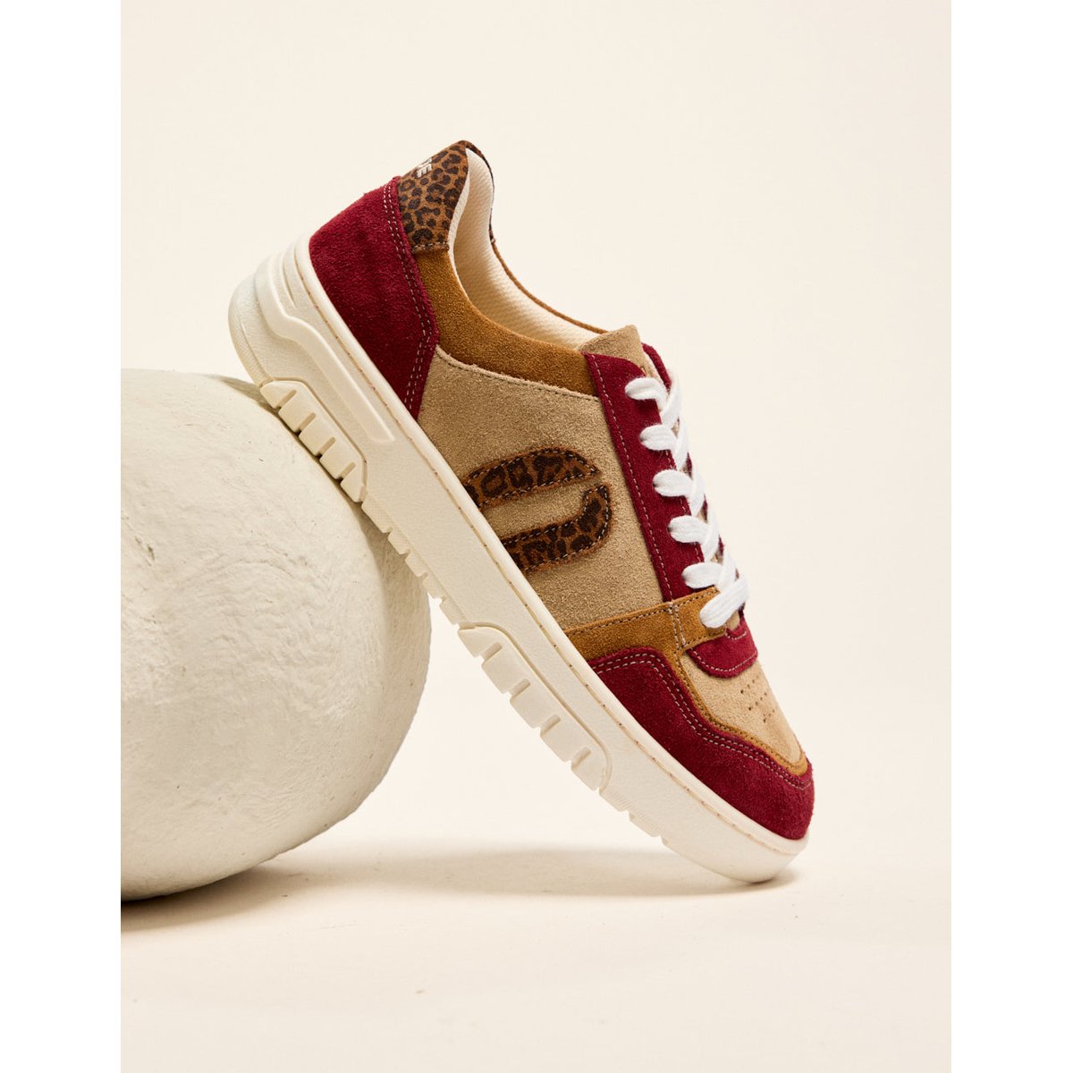 Baskets basses NORA bordeaux camel beige, ODAJE