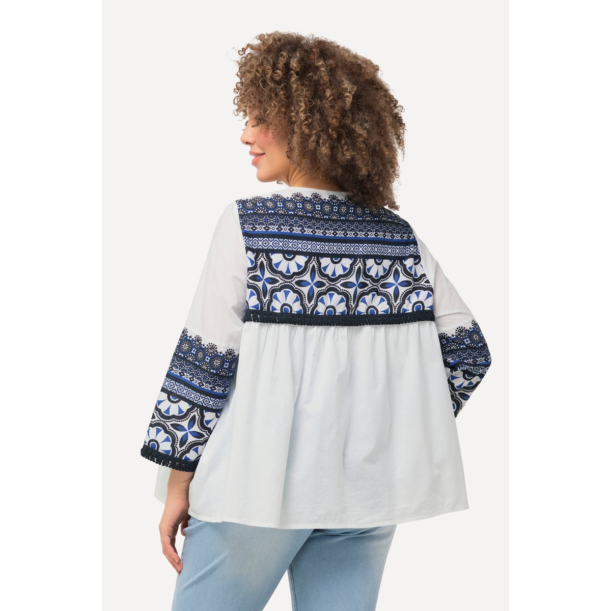 Veste-chemisier avec franges. Silhouette blanc neige, ULLA POPKEN