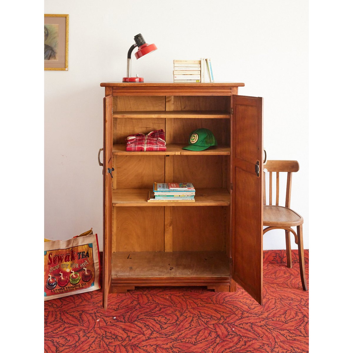 Armoire en bois Blandine N°466 - Bon état bois foncé, DEBONGOUT