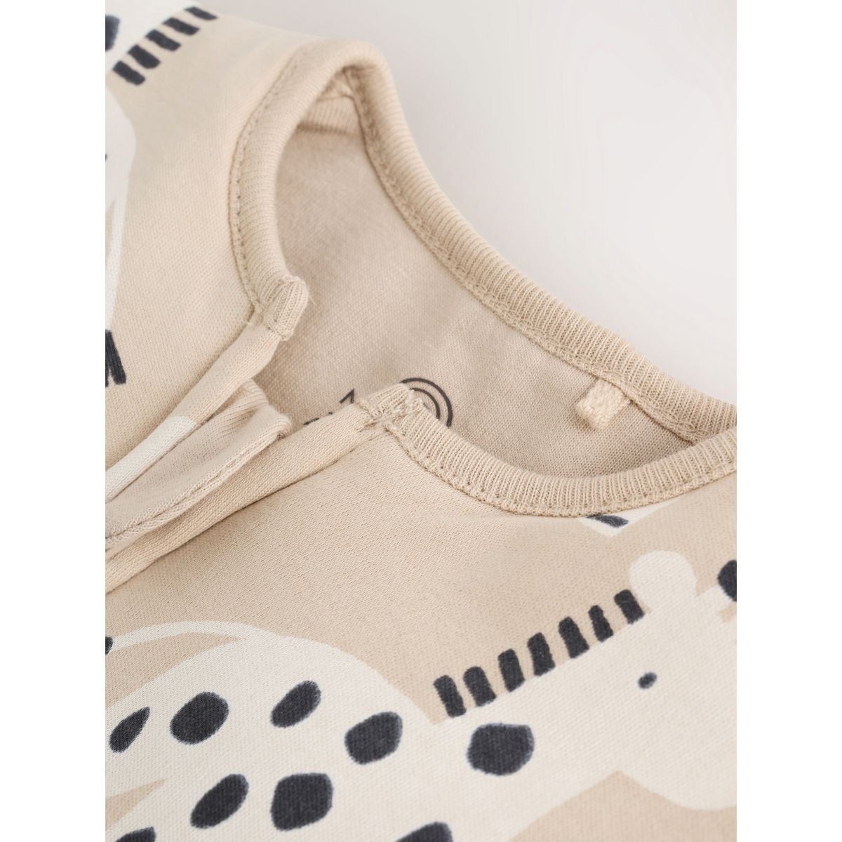 Dors-bien bébé ouatiné 2,5 tog girafe écrue, NEXT