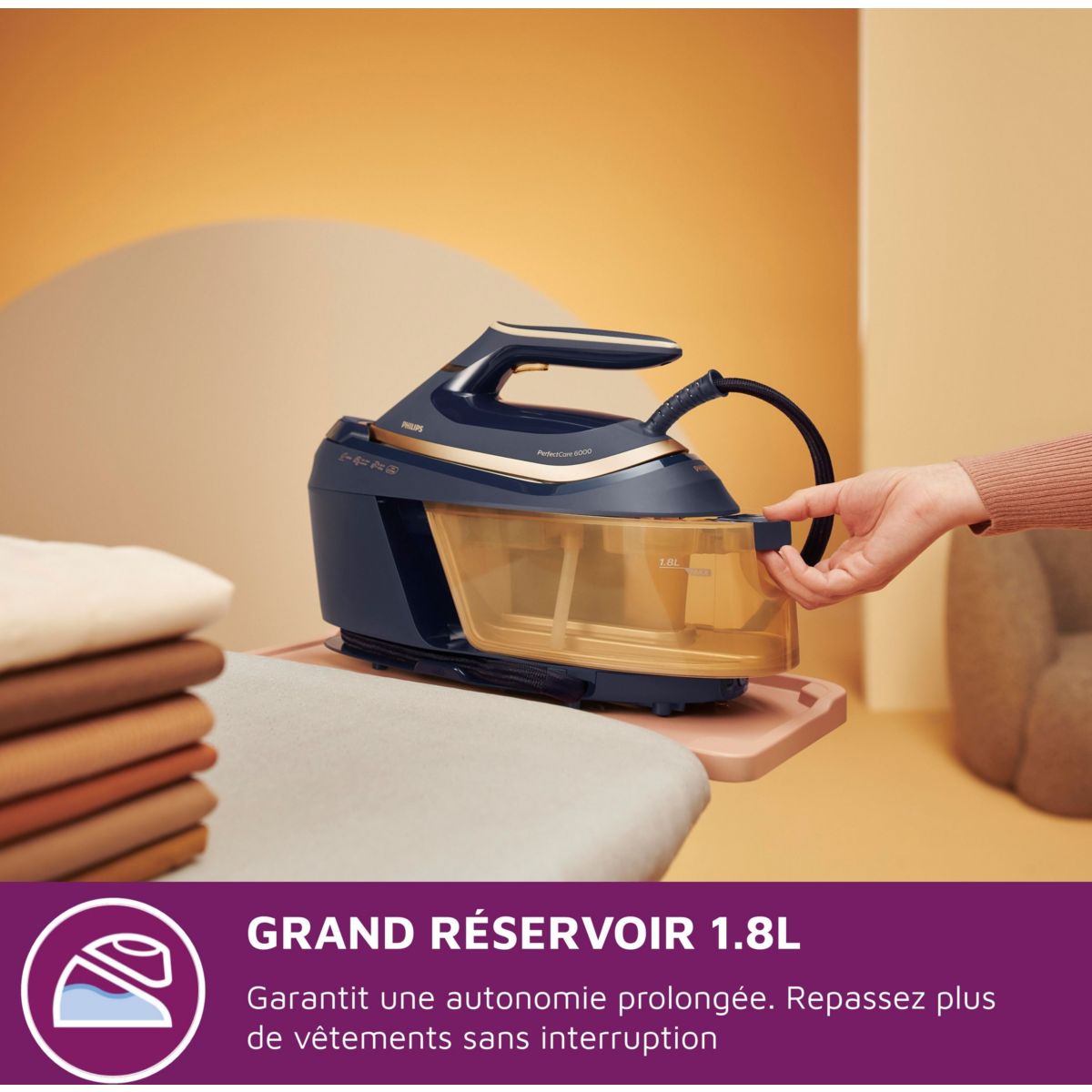 Centrale vapeur PSG6066/20 PerfectCare Compact Série 6000 Bleu/Doré 1.8L, 8 bars noir et dorã©, PHILIPS