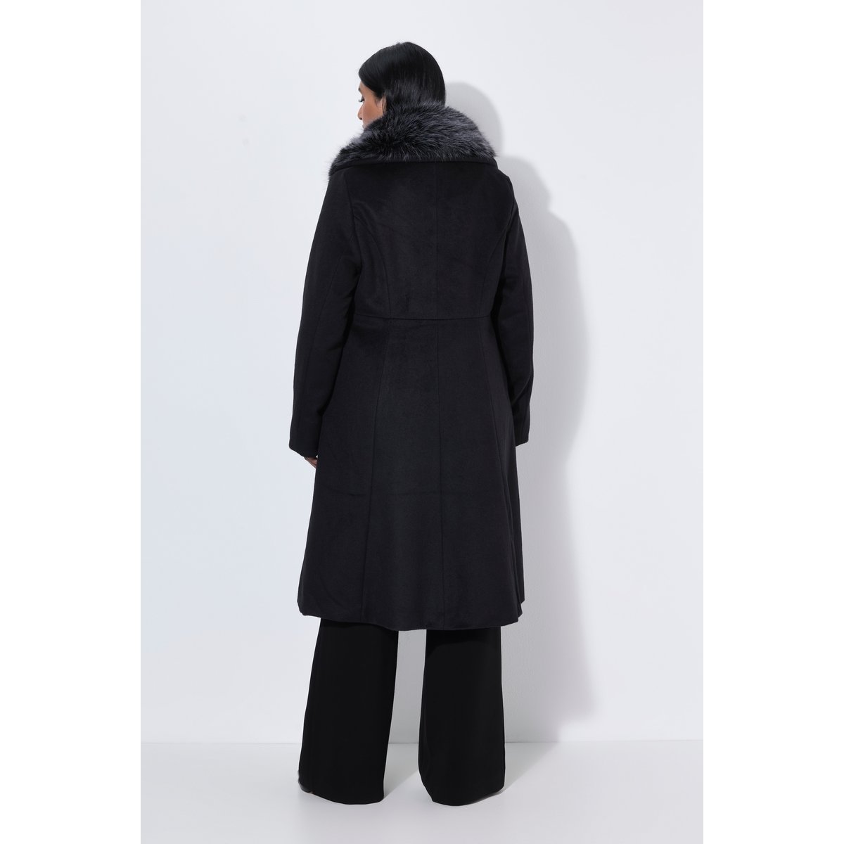 Manteau coupe princesse noir, ULLA POPKEN