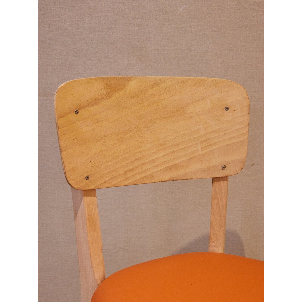 Lot de 5 chaises en bois poncé Claude N°1616 - Bon état bois clair, DEBONGOUT