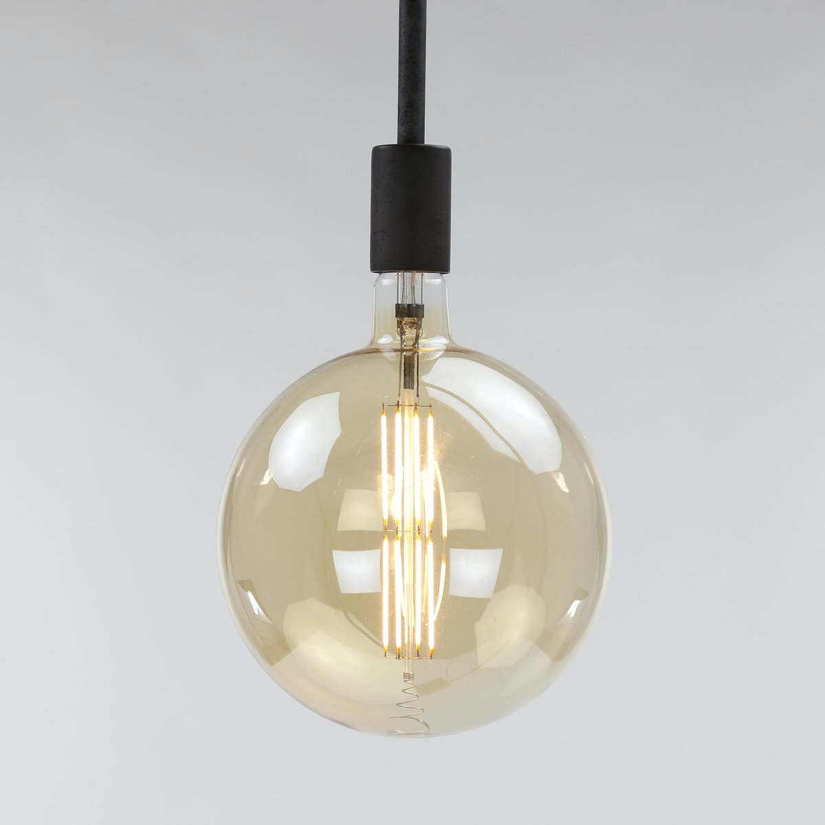 Ampoule globe 20 cm ambré LED filament lumière chaude (E27) transparent, PIER IMPORT