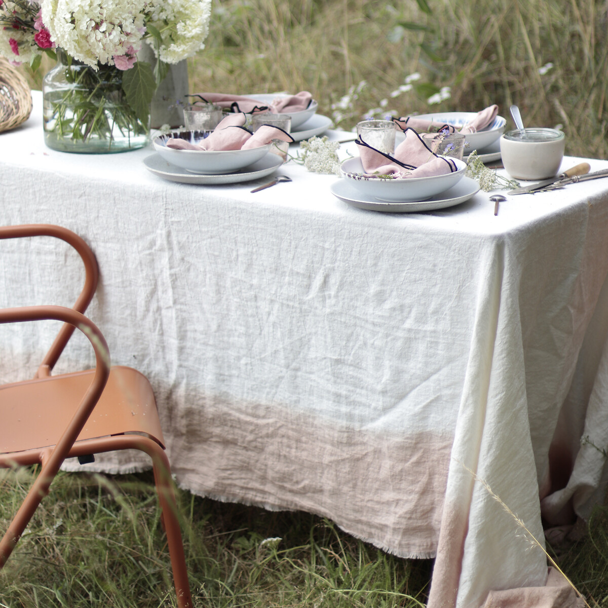 Toalha de mesa em linho tie-dye, Sunrise cru/nude, AM.PM