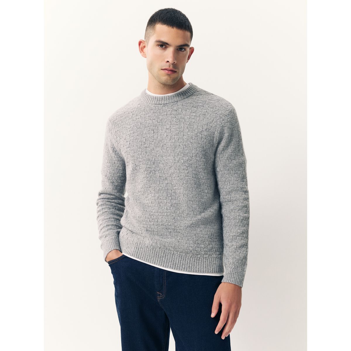 Pull ras du cou standard en maille texturée gris, NEXT