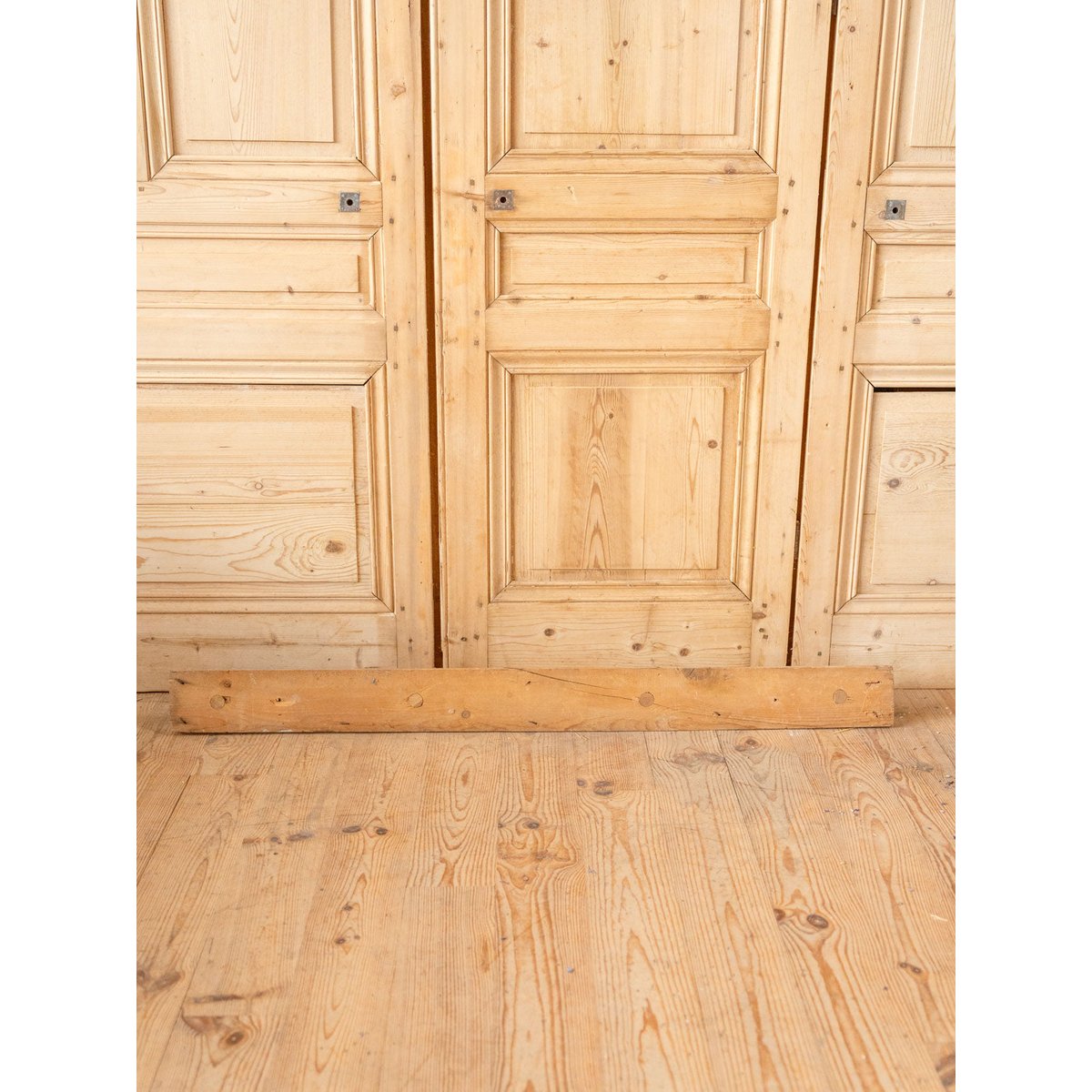 Porte-manteau mural en bois Max N°414 - Bon état bois clair, DEBONGOUT