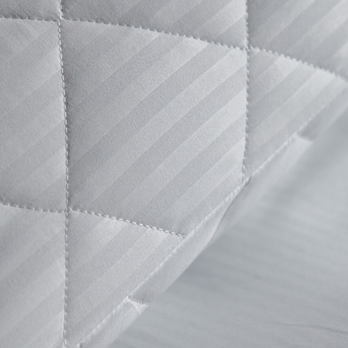Soundly Slumber Pillow Protector Pair white, ÉDITÉ