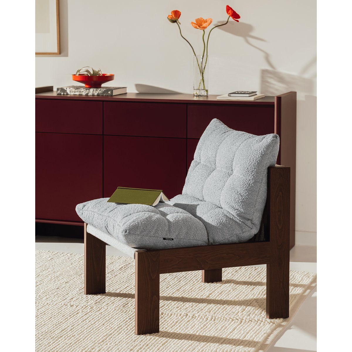 Fauteuil lounge Huno - tissu bouclé, structure bois marron cacao & beige désert bouclé, NOO.MA