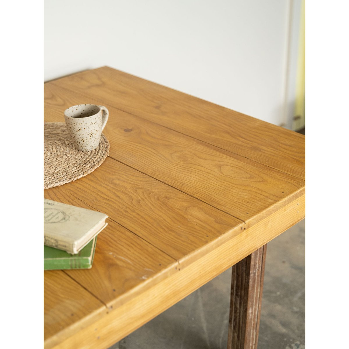 Table à manger de campagne en bois Romy N°1568 - Bon état bois clair, DEBONGOUT