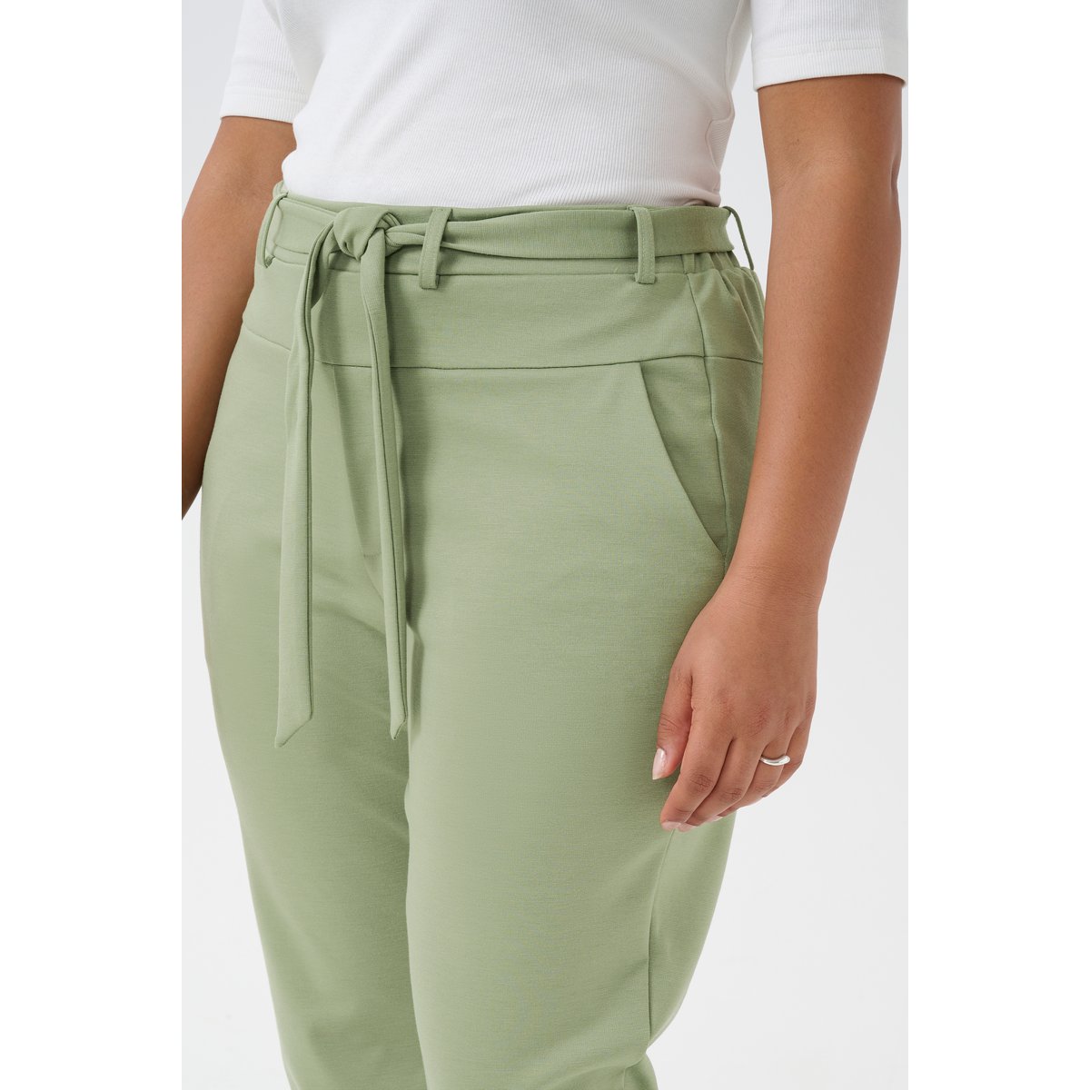 Pantalon Tricoté vert oil green, KAFFE CURVE