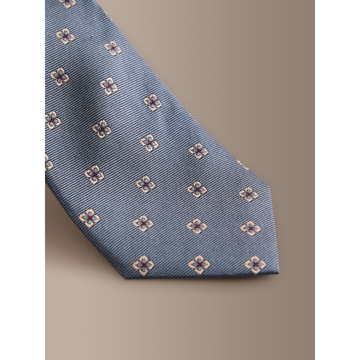 Cravate en soie à motif géométrique signature bleu, NEXT